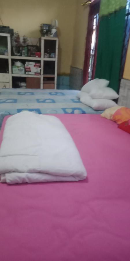 Agus Family Homestay Labuan Bajo Exteriör bild