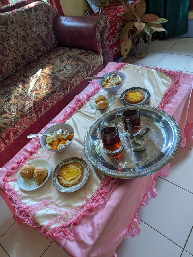 Agus Family Homestay Labuan Bajo Exteriör bild