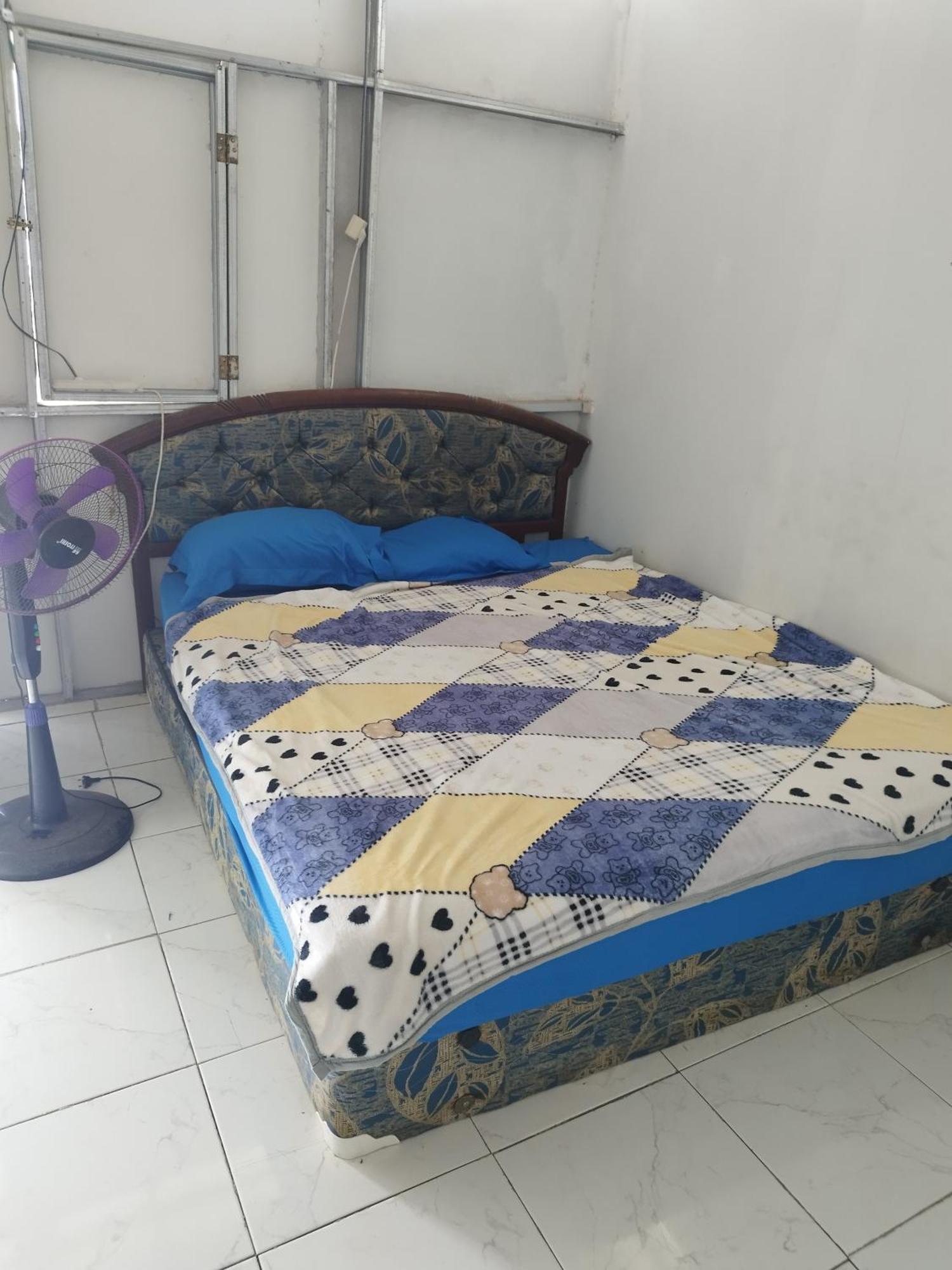 Agus Family Homestay Labuan Bajo Exteriör bild